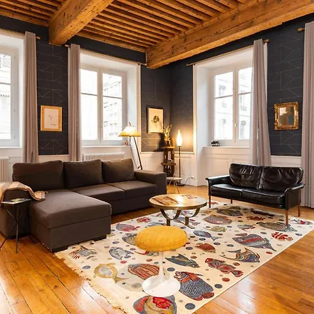 Apartamento Dify Opera - De *